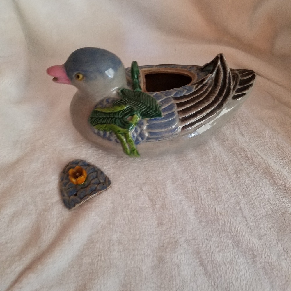 Duck Tea Pot - Picture 3 of 5